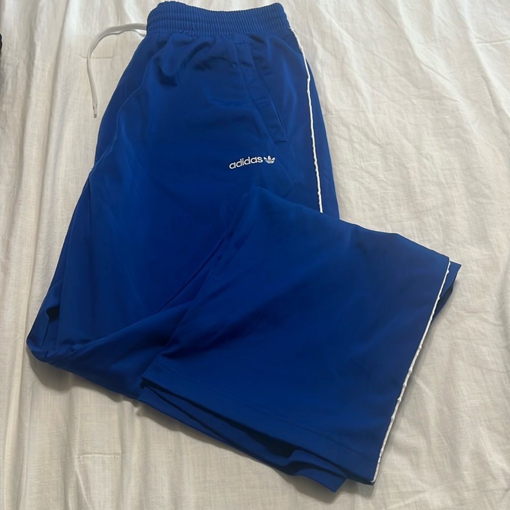 Adidas size XL athletic pants